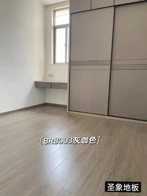 圣象强化地板br8003灰咖色67真木纹花色