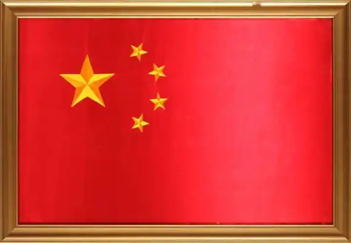 绣品 -党旗红色基因在指尖传承一针一线皆饱含爱党爱国之情绣制党