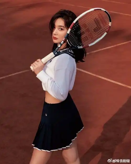 袁姗姗网球场真甜酷风#袁姗姗的马甲线是如何练成的呀?