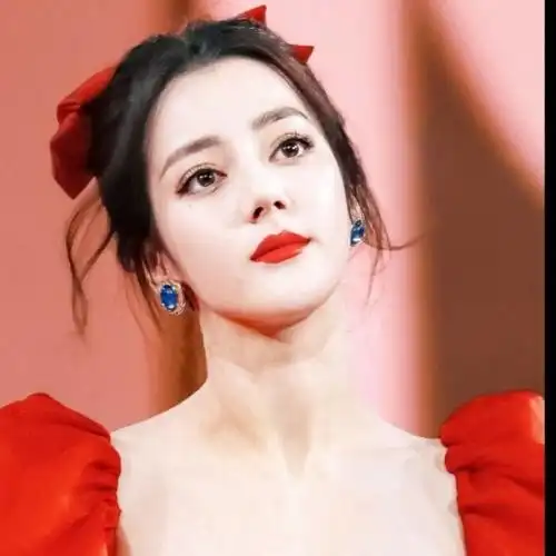 头像.迪丽热巴