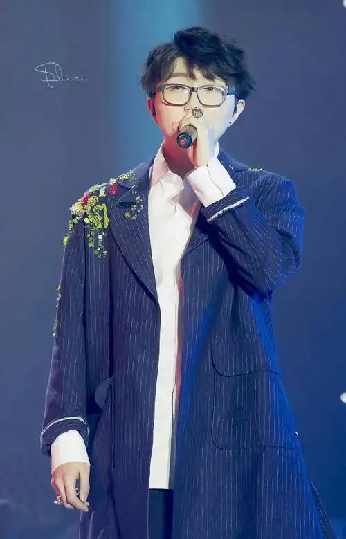 毛不易737373 - 堆糖,美图壁纸兴趣社区