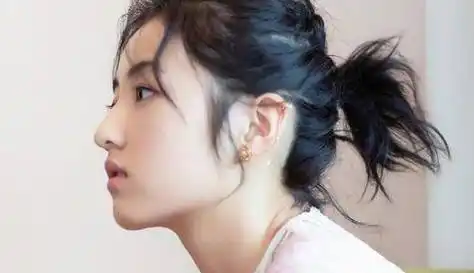 吴磊张子枫新戏搭档,泳池路透画面美好,cp 党土拨鼠尖叫_青春_感觉