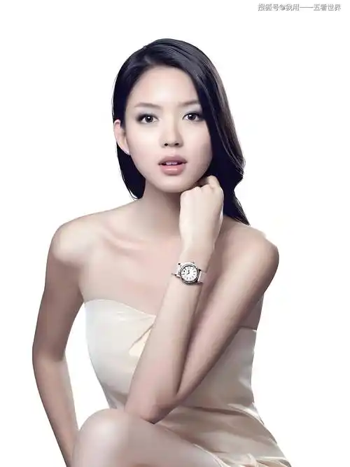 39岁张梓琳,身材饱满火辣迷人!