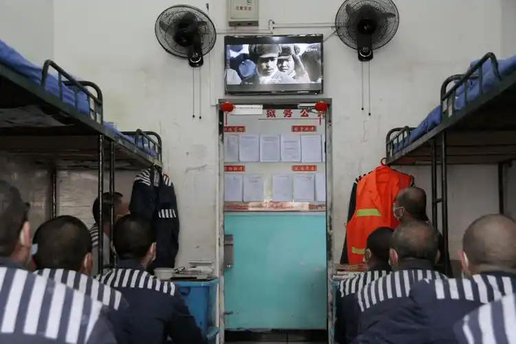 缅怀先烈致敬英雄黄石监狱开展主题教育活动