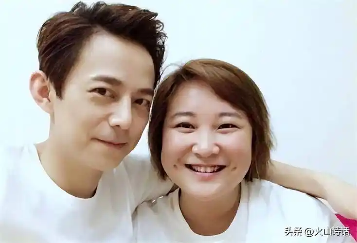 贾玲,范丞丞秘密生下孩子?传言她隐婚多年,真相是?_小品_男友_喜剧