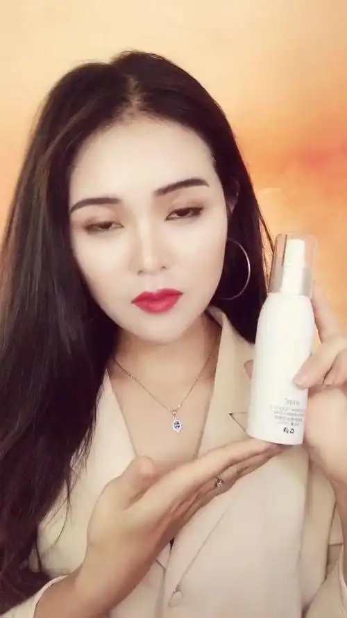 仿妆女神李嘉欣,仿妆不仿人不喜勿喷,做不到人人喜欢,每个人都有自己