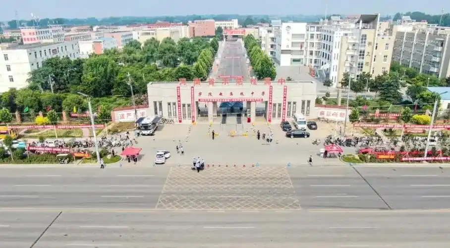 祝贺宁陵这位老师获评省级优秀班主任是你的恩师吗