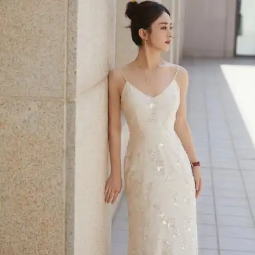 赵丽颖同款 亮片白色晚礼服生日会晚宴高级感名媛吊带连衣裙衣服