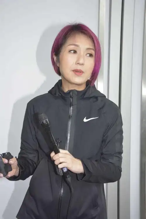 撑郑秀文为个唱复工!杨千嬅:大家潮州人具力量智慧