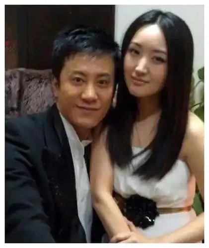 曾经红极一时的他,被封杀的原因并不简单|毛宁|关铭|关喆_新浪新闻