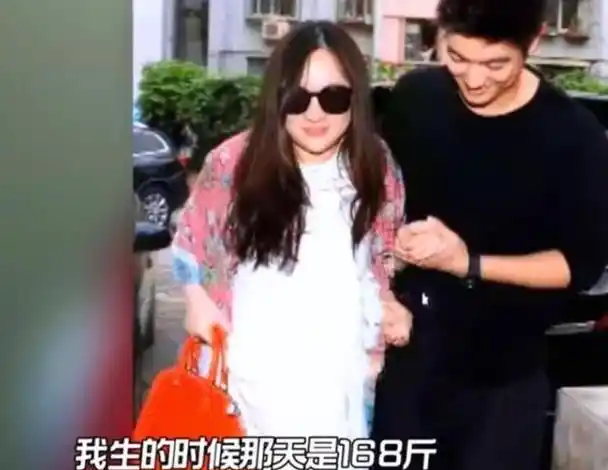 别说女星怀孕只胖肚子了,这10位女神,也没逃开"胖出一个自己"