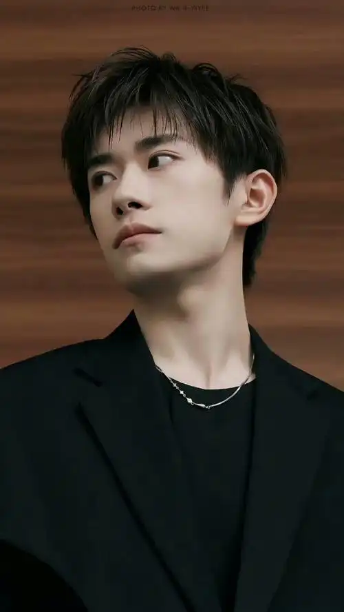 易烊千玺北京##四字 易烊千玺 yyqx 四字弟弟