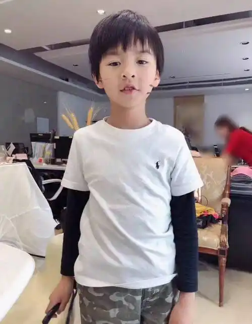 揭秘!张庭儿子"孕妈必备"-第2张图片-康峰博客