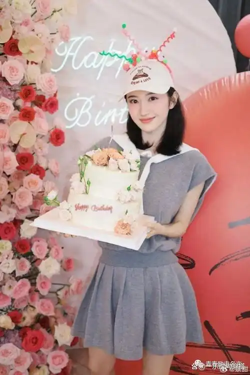 景甜是中国内地演艺圈备受瞩目的一位实力派女演员.