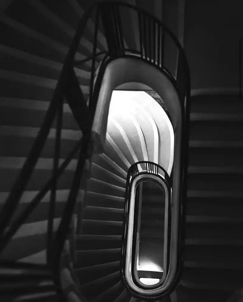 王一博巴黎时装周# 法国著名雕塑艺术家罗丹说过这样一句名言:"生活