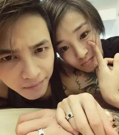 洪尧曹赢心分手了 洪尧上节目挽留曹赢心