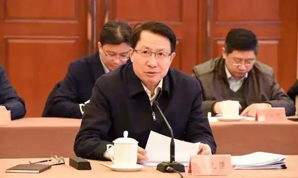 空缺近5个月后武汉新市委书记到任56岁工学博士曾长期在广东工作