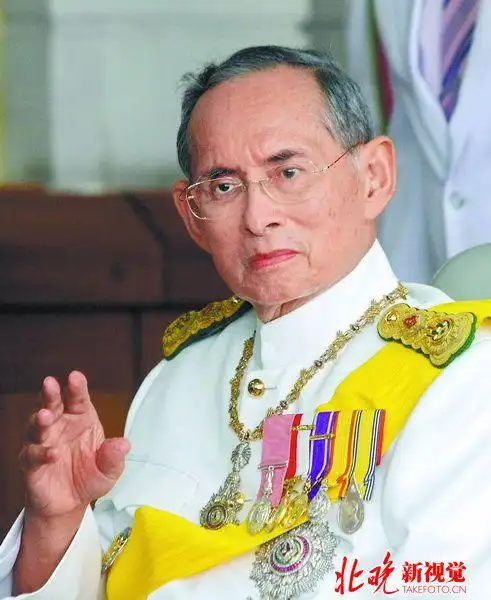 泰国国王普密蓬病逝 是全球在位时间最长的现任君主