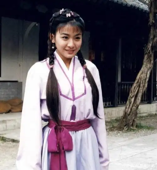 2002年,江祖平依靠电视剧《风云》幽若一角开始走红,并获得了"古装