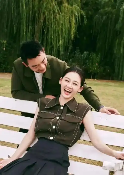 黄磊孙莉恩爱如初反观苗苗在郑恺面前屡遭冷落辛酸不已