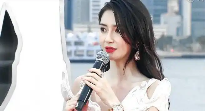 杨颖|金像奖|高定_新浪新闻