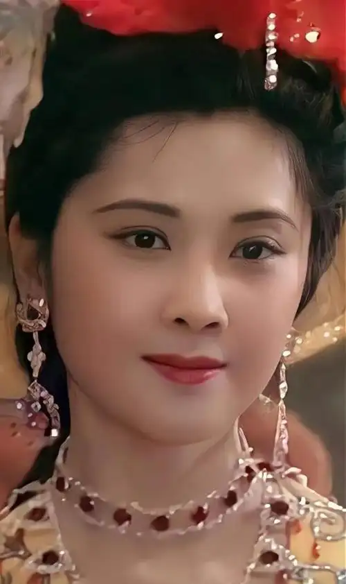 最美女儿国国王朱琳漂亮优雅绝代芳华