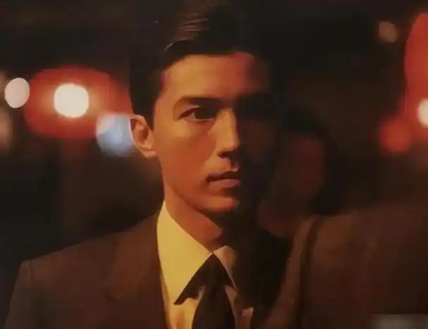 亚洲第一美男尊龙林青霞为看他一夜不睡如今71岁无妻无子