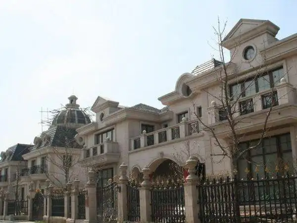 财富公馆 **豪宅 满五唯一 精装带地暖 花园1000平米