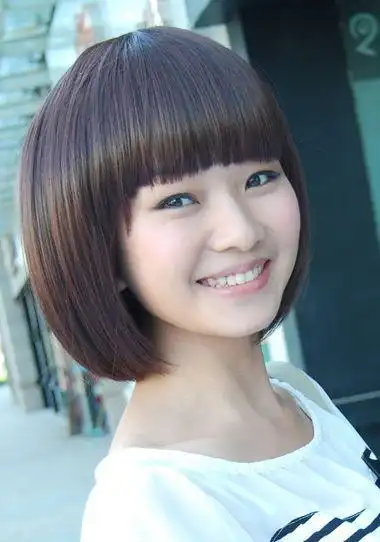 国字胖脸适合什么短发 胖脸适合哪种短发图片