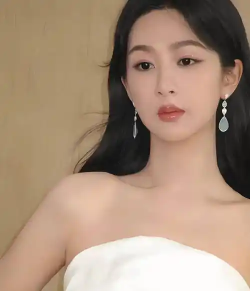 原创娱乐圈八卦赵丽颖杨紫阮经天白鹿张小斐杨幂刘诗诗鞠婧祎