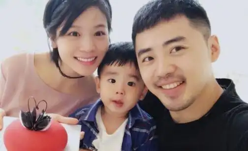 黄英老公曹帅家境好不好有钱吗 其个人资料家庭背景曝光