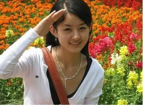 赵丽颖旧照图二有点婴儿肥最后一张素颜十分清纯