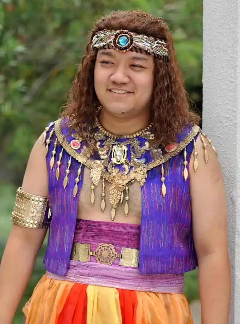 从当红童星到泯然众人尤浩然的问题不是长残了那么简单