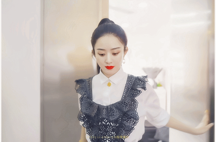 赵丽颖 | 「nylon尼龙」九月刊大片,黑色双马尾黑色花瓣!