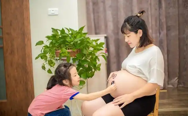 "孕味十足"的照片该咋拍?孕期"纪念物"别马虎,里面有讲究的