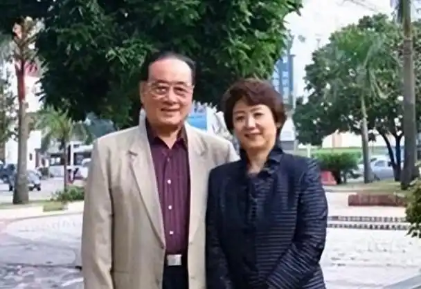 著名演员庞学勤:照顾精神病妻46年,妻子离世后,儿子撮合他再婚