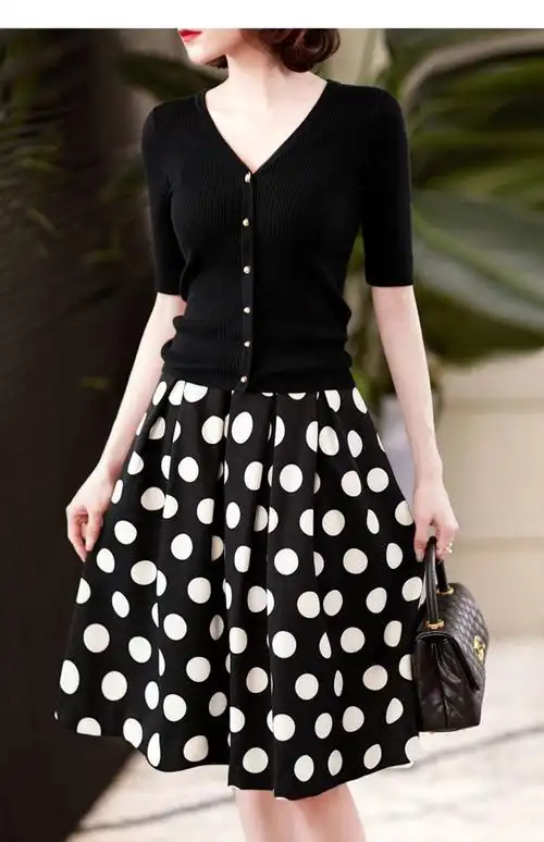 黑色开衫衫女套装波点a字半身裙黑色上衣中袖波点半身裙套装m95100斤