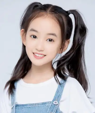 雷钧翔入选2023年十大影响力童星_电影_杨恩_中国