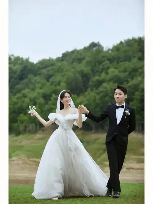 轻纱系列风格婚纱照