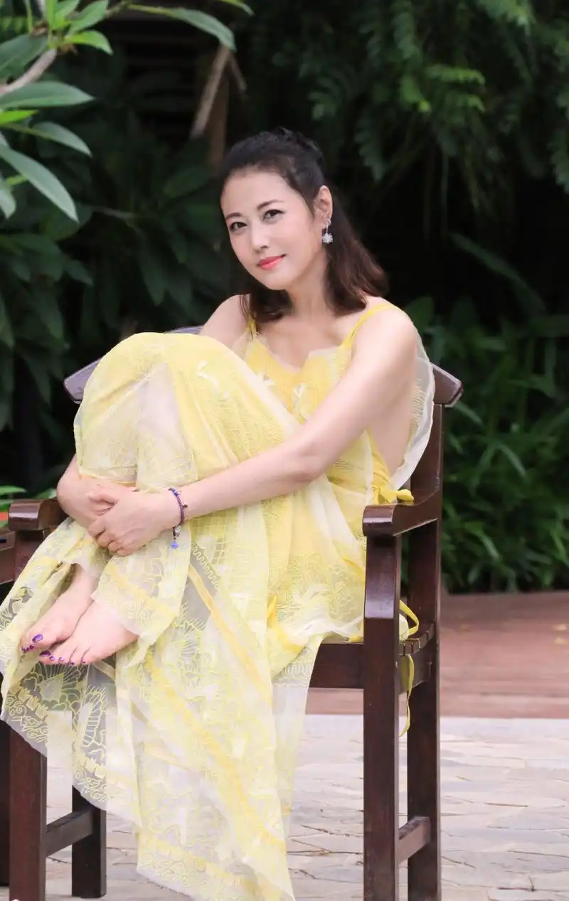 这是真的吗,刚刚刷到就在2023年12月12日21:39分,周海媚工作室发来的