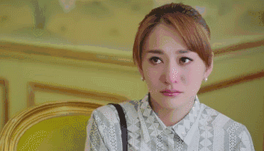 上演教科书式哭戏之后,李小冉反手又来了个毒舌轻熟女!