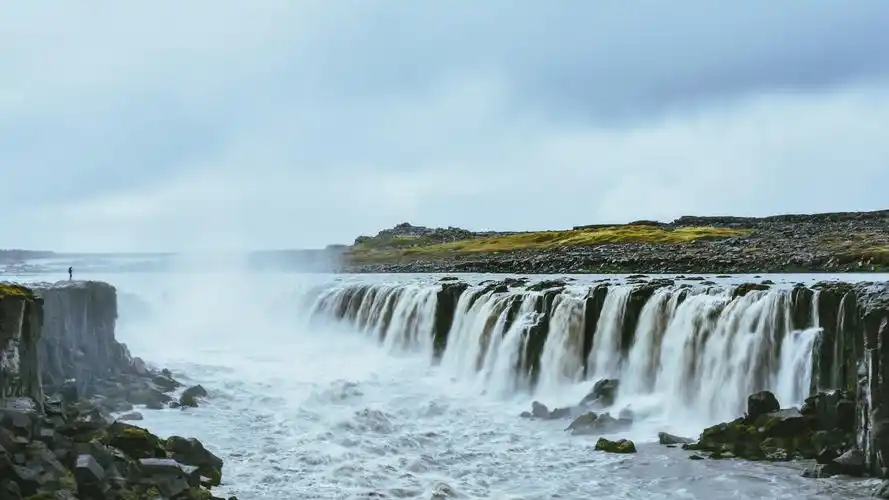 瀑布 自然景观壁纸(风景静态壁纸) - 静态壁纸下载 - 元气壁纸