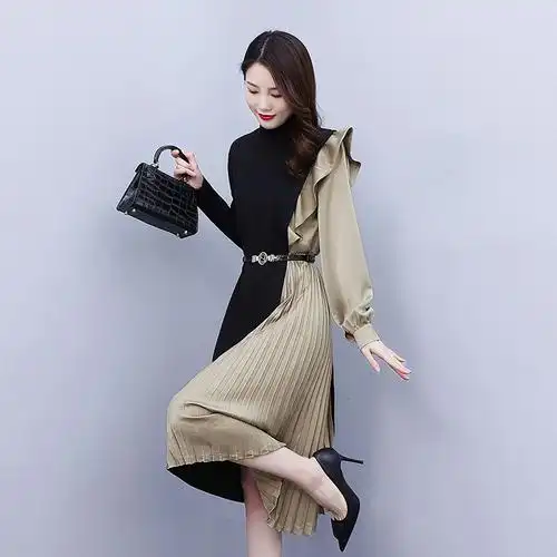 早春女装2022年新款秋冬季大码时尚流行荷叶边百褶撞色连衣裙长袖