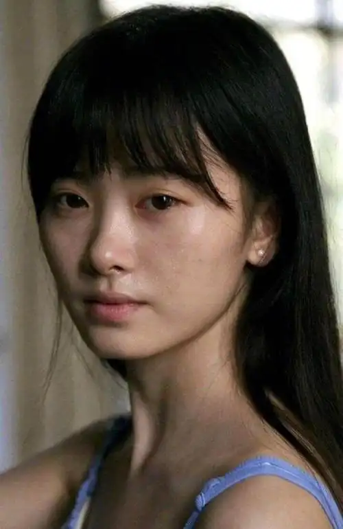 鞠婧祎的无修生图,让我理解了什么是真正的"天生丽质"|发型|搭配技巧