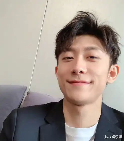 张一山恋情再添实锤,"野蛮女友"将曝光,粉丝:青春结束了_宋妍霏_朋友