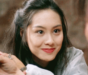 回头""祖贤穿衣"这三个经典镜头,四美中唯独"朱茵眨眼"迟迟没有落笔