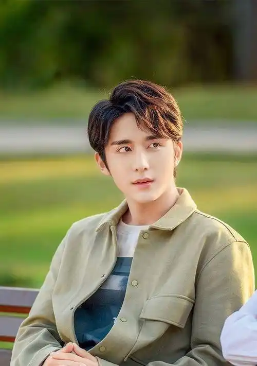 出道10年的内娱活人_张新成_电影_人生