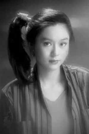 喻爸爸在喻可欣年幼时任香港一报刊主编,与住在台湾的喻可欣经常分隔