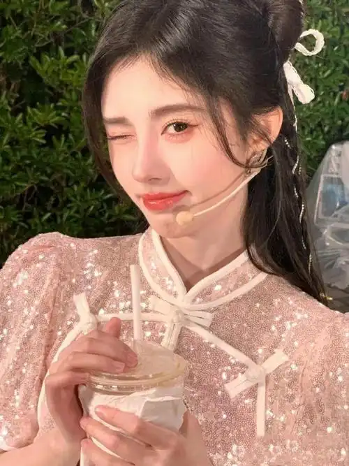 鞠婧祎双马尾辣妹##美出圈