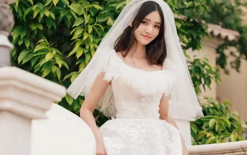 林允甜美仙气写真桌面壁纸高清大图预览1920x1200_大陆明星下载_美桌